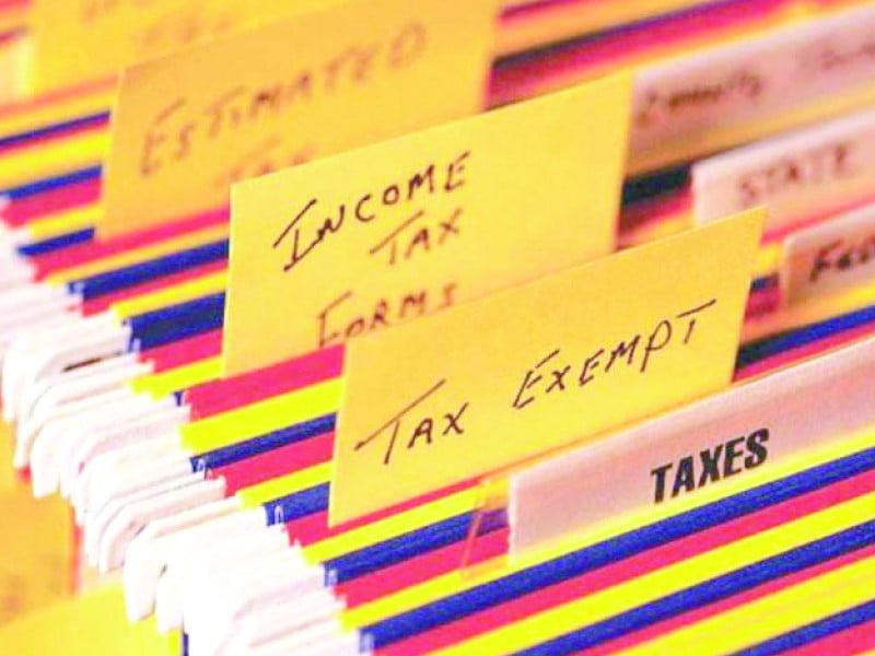 Govt exempts income tax on annual salary below Rs1.2m | The Express Tribune