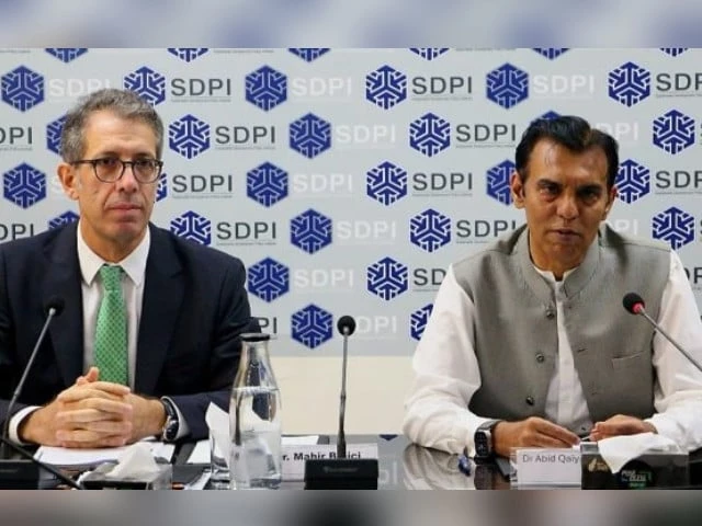 IMF representative calls Pakistan’s EFF performance ‘strong’ | The Express Tribune