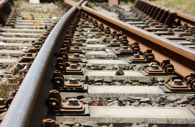Repairs of flood-ravaged rail tracks to cost Rs140m | The Express Tribune
