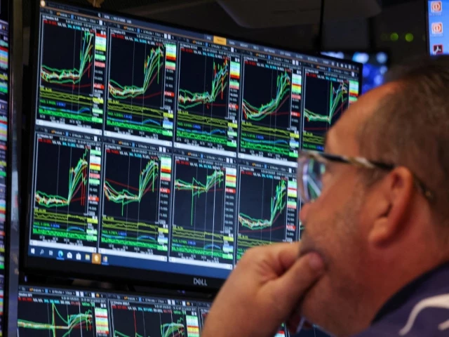 Asian stocks rise on trade optimism as dollar strengthens | The Express Tribune