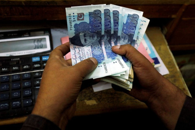 Currency in circulation at Rs10.9tr | The Express Tribune