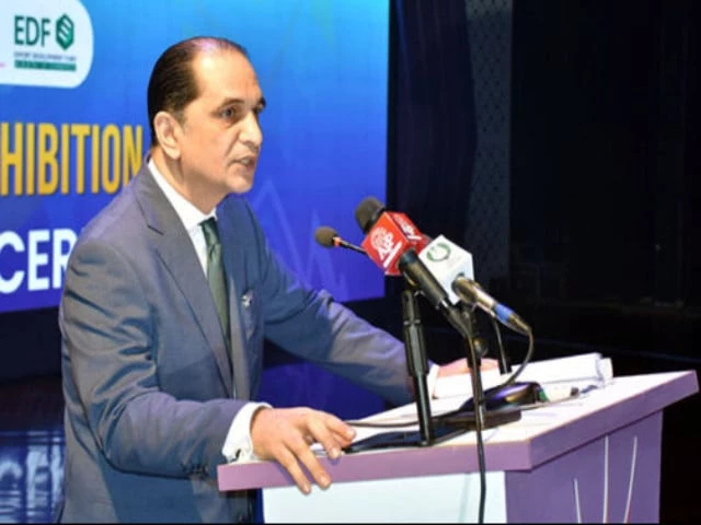 Secretary backs export tax relief, cheaper energy | The Express Tribune