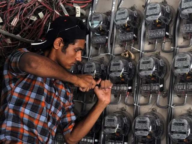 NEPRA imposes fixed charges on domestic consumers using up to 300 units per month | The Express Tribune