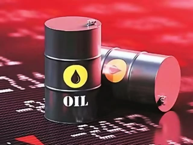 Oil falls almost 4% after US-Iran talks | The Express Tribune