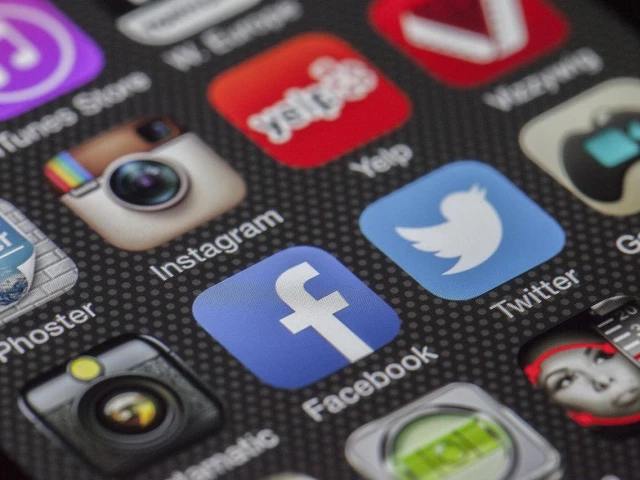 NA panel approves 5pc withholding tax on YouTube, social media earnings | The Express Tribune