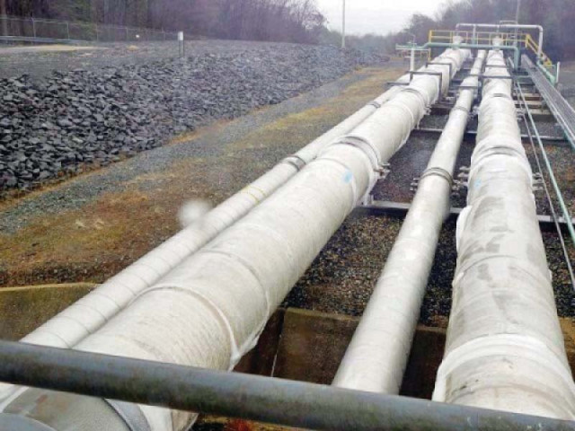 Pakistan seeks 50% price cut for Iran gas | The Express Tribune
